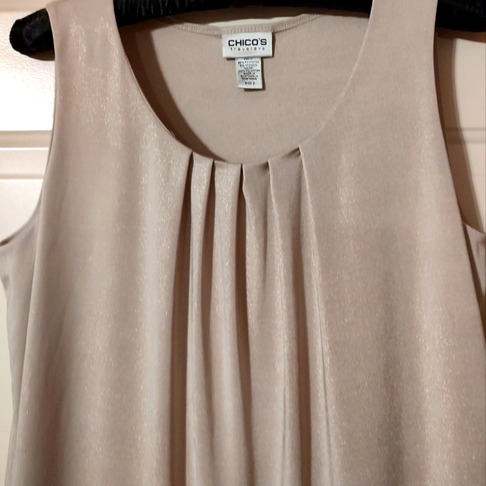 🐈 Striking Chico's Travelers Light Gold Lame Metallic Pleated Cami Tank - L (2) - Picture 2 of 16